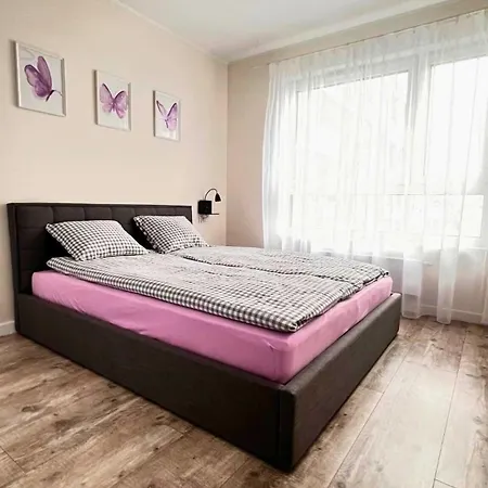 Purple Lägenhet *